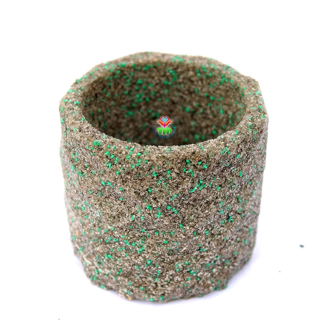 Prizma Dokulu Silindir Taş Saksı 5,5 cm Hazneli Dekoratif Saksı -8x8x6 cm Boyutlu-3 Farklı Renk Seçeneği Gri
